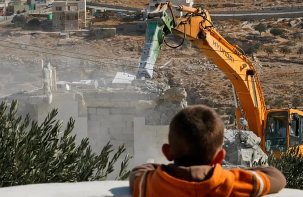 Israel demoliendo hogares palestinos