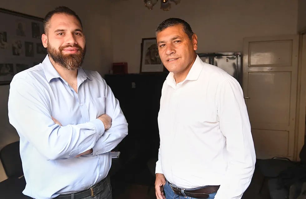 Lautaro Cruciani (secretario general del movimiento Evita en Mendoza) junto a Daniel Urquiza (secretario general en Las Heras) 