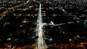 Las calles de la Capital iluminadas con luces Led.