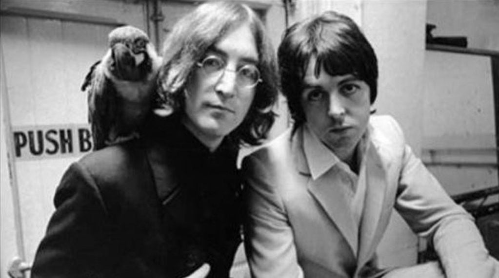La selfie de los hijos de John Lennon y Paul McCartney que se volvió viral\u002E
