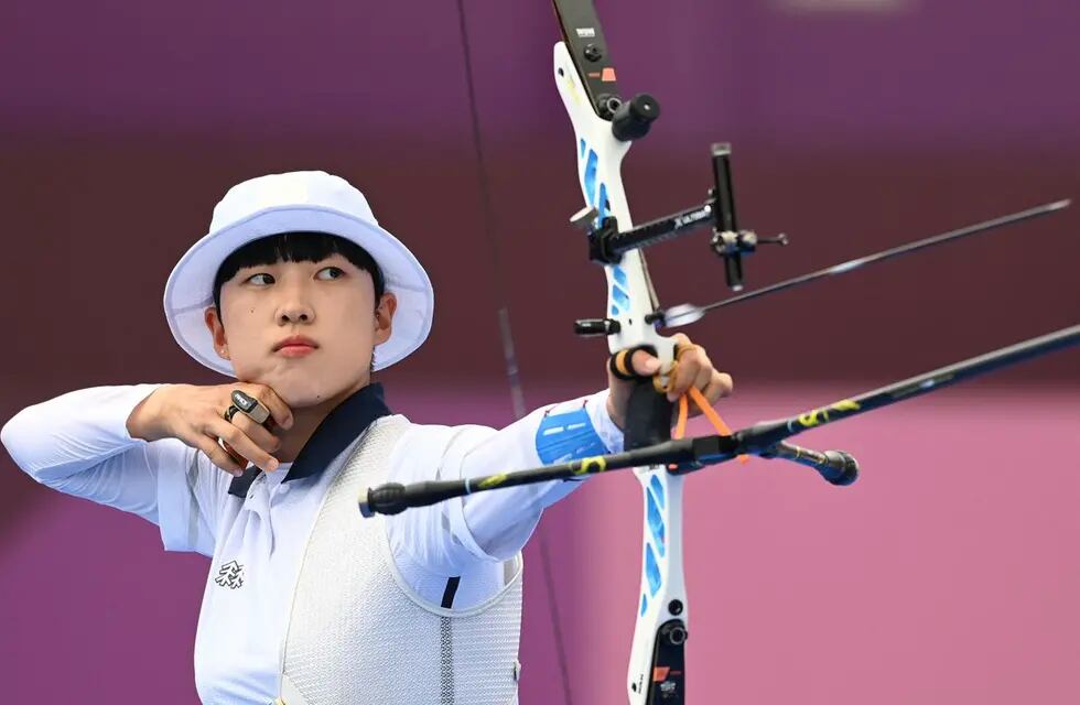 An ganó tres medallas de oro en tiro con arco en competencia individual y por equipos femenino y mixto.