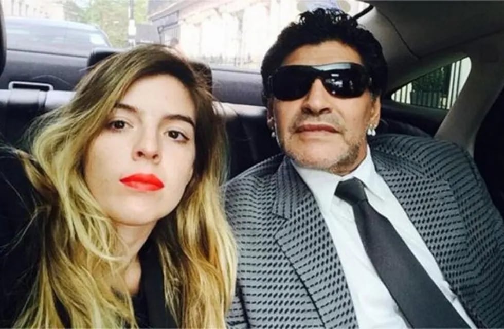 La hija mayor de Diego Maradona se expresó en redes sociales durante el lanzamiento de la nueva biopic del 10.