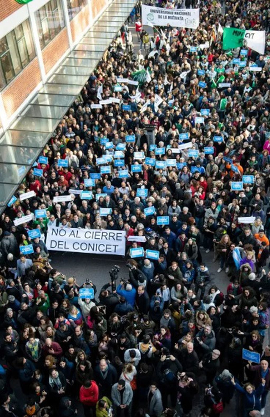 Buenos Aires. Marcha en defensa de Conicet (Twitter).