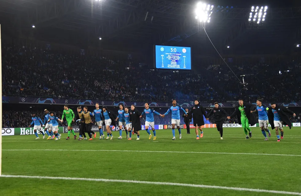 ¡Histórico! Napoli eliminó a Eintracht Frankfurt y se metió por primera vez en cuartos de la Champions League. / Gentileza.