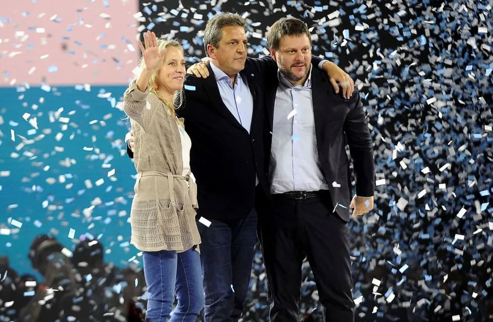 Bárbara Rossen, Sergio Massa y Leandro Santoro