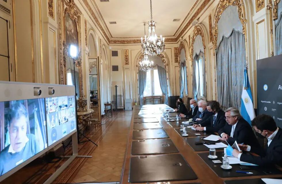 El presidente Alberto Fernández mantuvo una videoconferencia con gobernadores para definir la próxima etapa de cuarentena en el país.