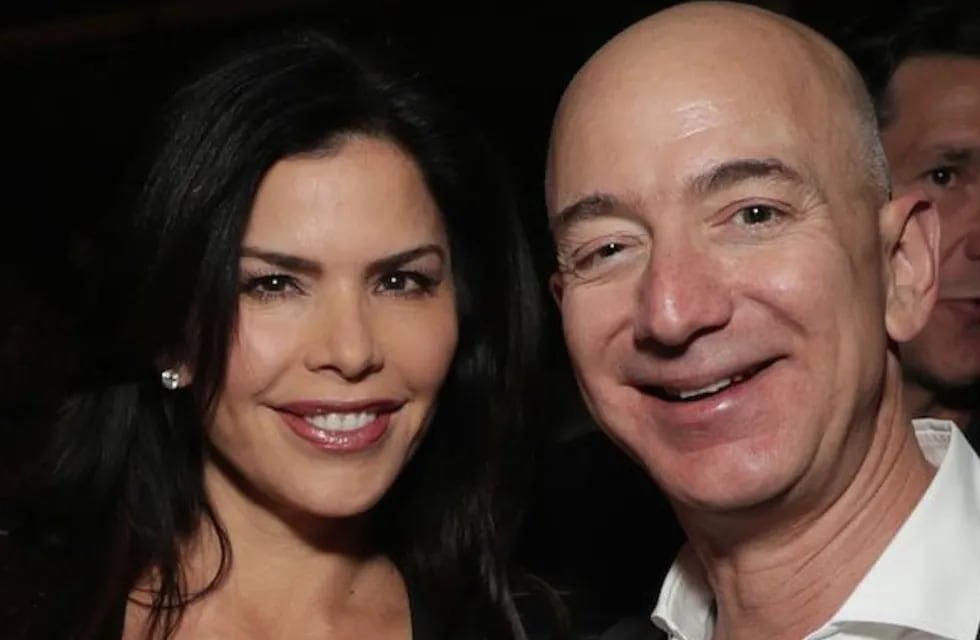 Lauren Sánchez y Jeff Bezos.
