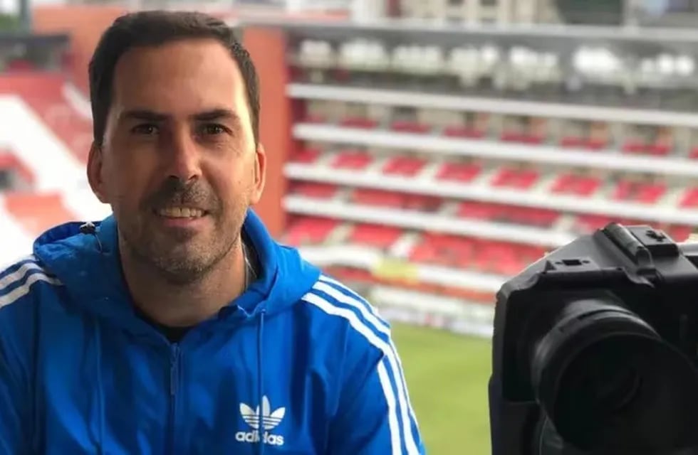 Martín Arevalo a las piñas con un colega partidario de Boca: Fernando Presti. / Gentileza.