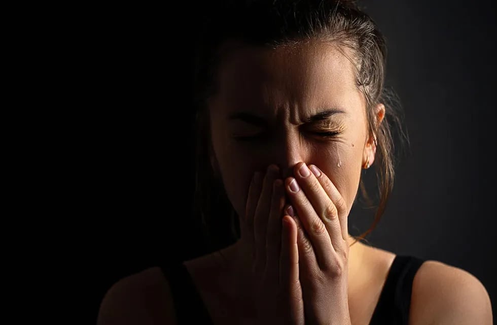¿Cómo se forman las lágrimas? Las lágrimas basales son las que lubrican, nutren y protegen constantemente la córnea.