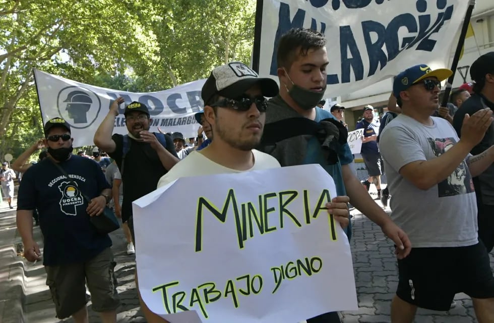 Maifestación a favor de la minería en Mendoza. Orlando Pelichotti / Los Andes