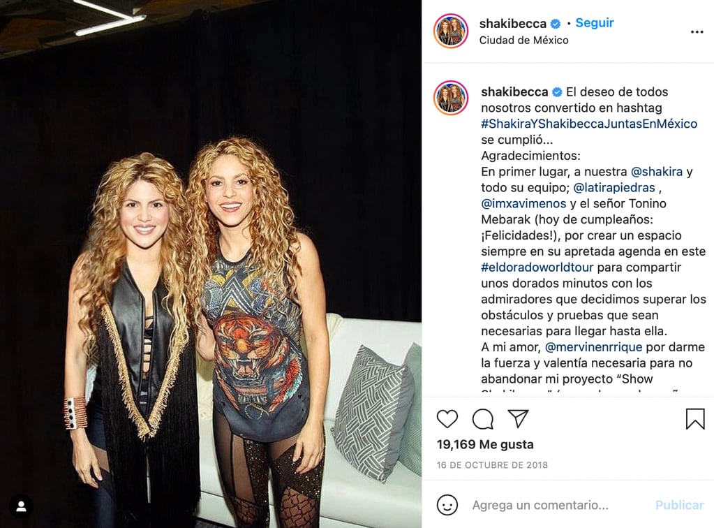 Shakibecca junto a la original Shakira.