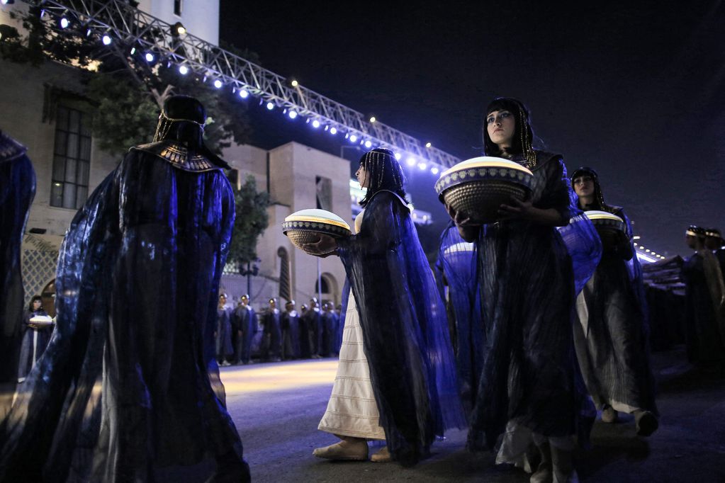 Las momias de 22 faraones fueron trasladadas a su nueva morada en un impactante desfile. AFP
