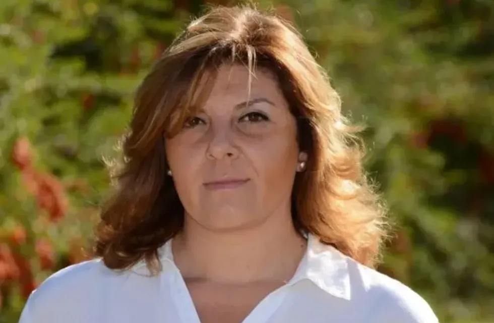 Alajandra Leonardo es la vice de la Unión Cívica Radical y ocupaba el sexto lugar de diputados proporcionales de Unidos por San Juan, cargo para el que fue electa. Sin embargo, en diciembre asumirá en el Congreso.