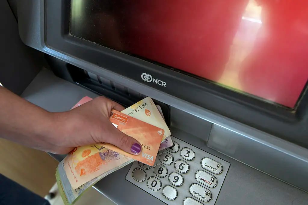 Extracción de dinero en cajeros automáticos