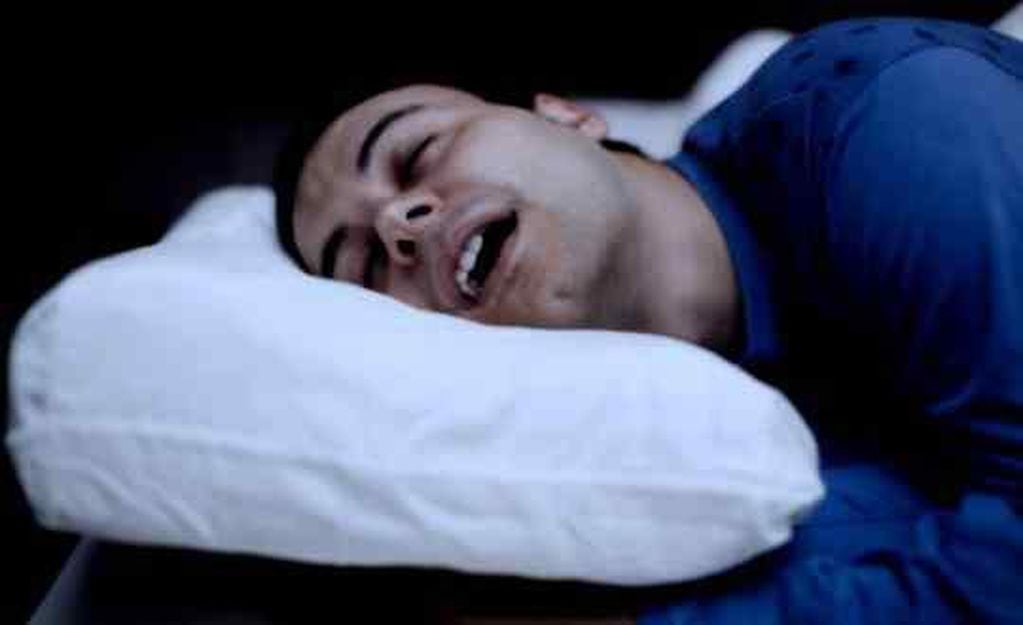 Las apneas del sueño, al generar descensos del oxígeno, disparan entre otros trastornos la liberación refleja de adrenalina.