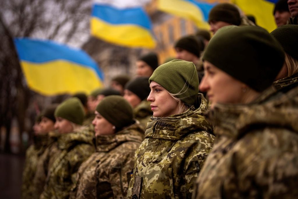 Vladimir Putin lanzó una ofensiva masiva sobre objetivos militares y logísticos de Ucrania (AP)