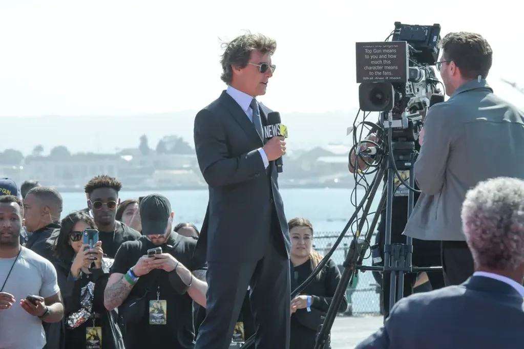 El actor dialogó con la prensa al llegar al evento en San Diego