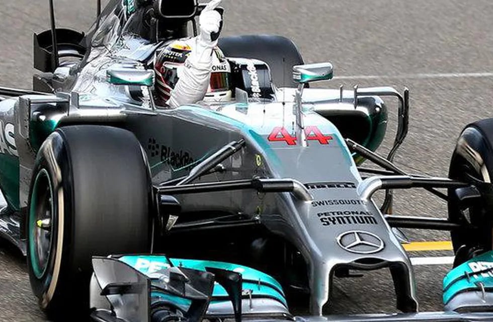 F1: Hamilton se quedó con el GP de Singapur y es el nuevo líder