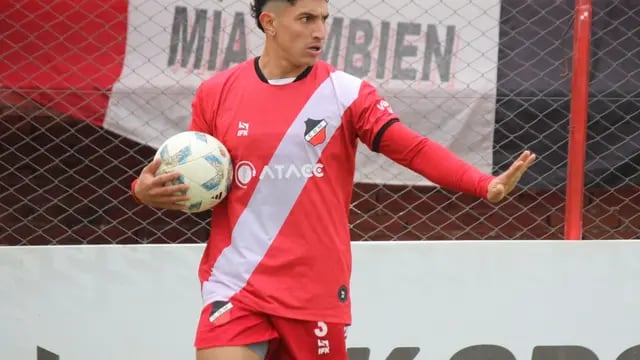 Deportivo Maipú venció a Ferro 2-1