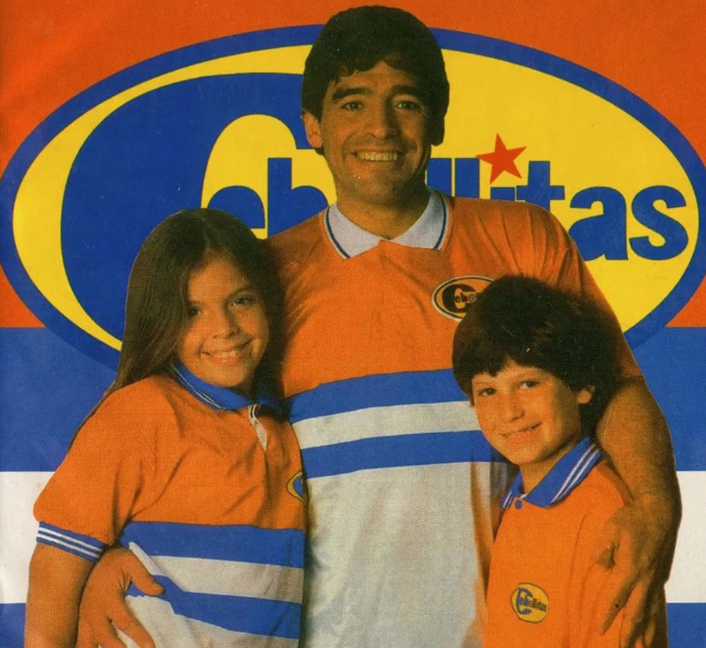 "Gamuza" de Cebollitas junto a Diego y Dalma Maradona