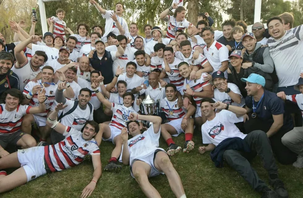 Marista Rugby Club campeón del Torneo Regional del Oeste. / Orlando Pelichotti (Los Andes).
