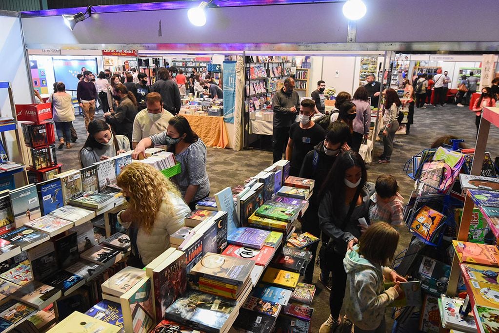 Feria Internacional del Libro Mendoza 2021: “Letras que suenan”.
Foto Mariana Villa / Los Andes