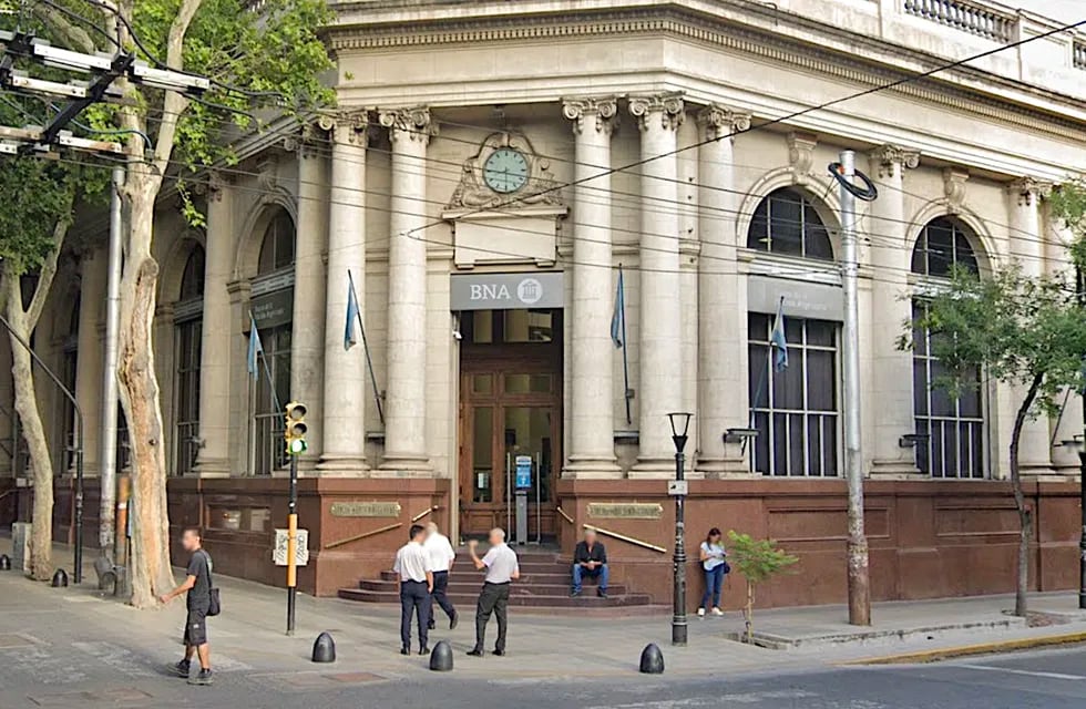 Sucursal del Banco Nación en Mendoza.