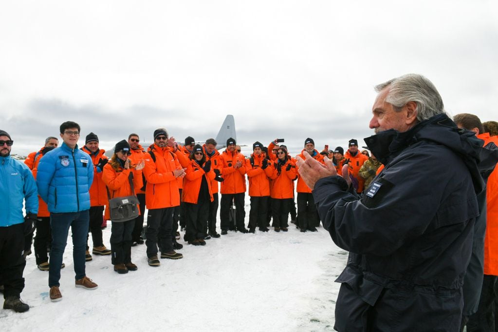 Alberto Fernández llegó a la Antártida y hablará en cadena nacional. / Foto: Federico López Claro