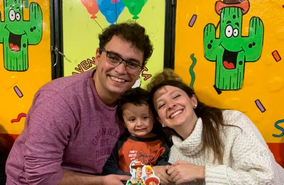 Felipe junto a sus padres festejó sus 3 añitos.