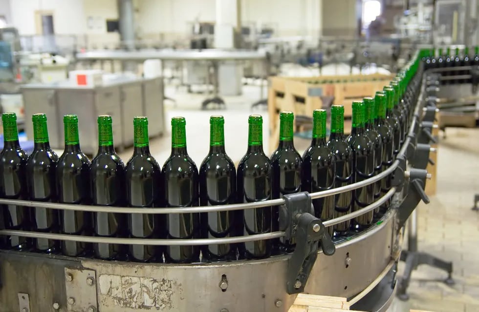 En un año se exportaron alrededor de 115/120 millones de litros de vino.
