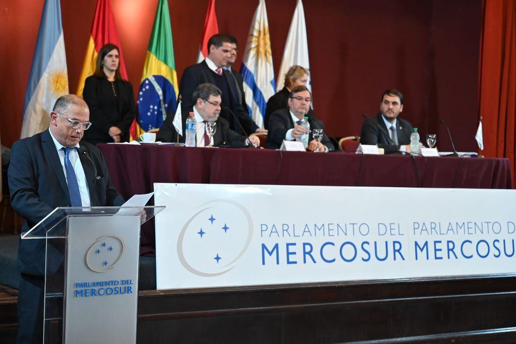 La LXXXVII Sesión Ordinaria del Parlamento del Mercosur en Montevideo. Foto: Twitter / Parlasur. 