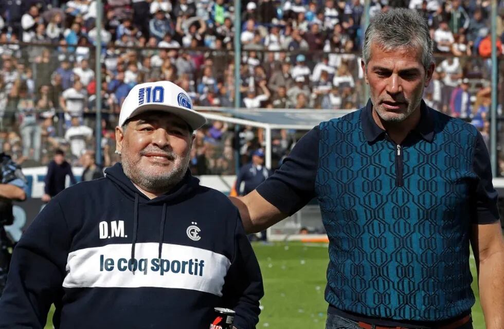 Diego Maradona y junto con Gabriel Pellegrino. / Gentileza.