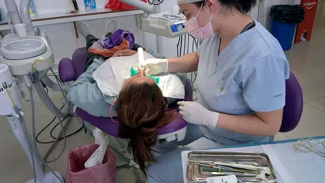 Consultas y atenciones en los consultorios odontológicos de la UNCuyo 