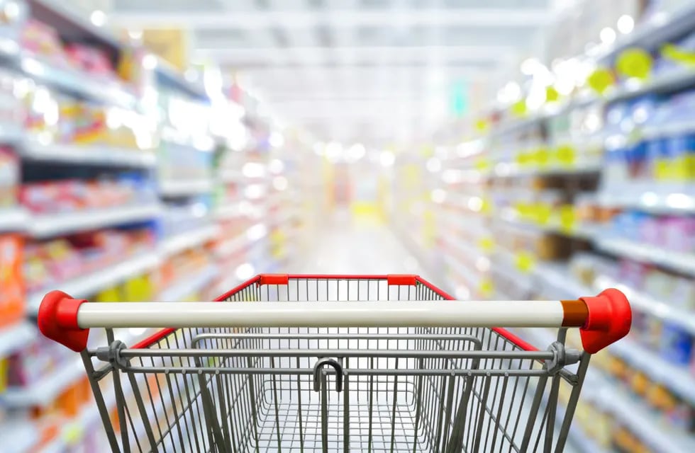 Congelamiento de precios y promociones son las estrategias que refuerzan los supermercados para evitar que se profundice la caída del consumo