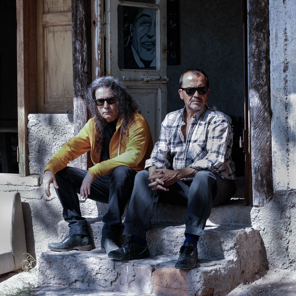 El dúo Orozco-Barrientos se consagró victorioso con el premio al Mejor álbum de folklore alternativo. Foto: Archivo / Los Andes