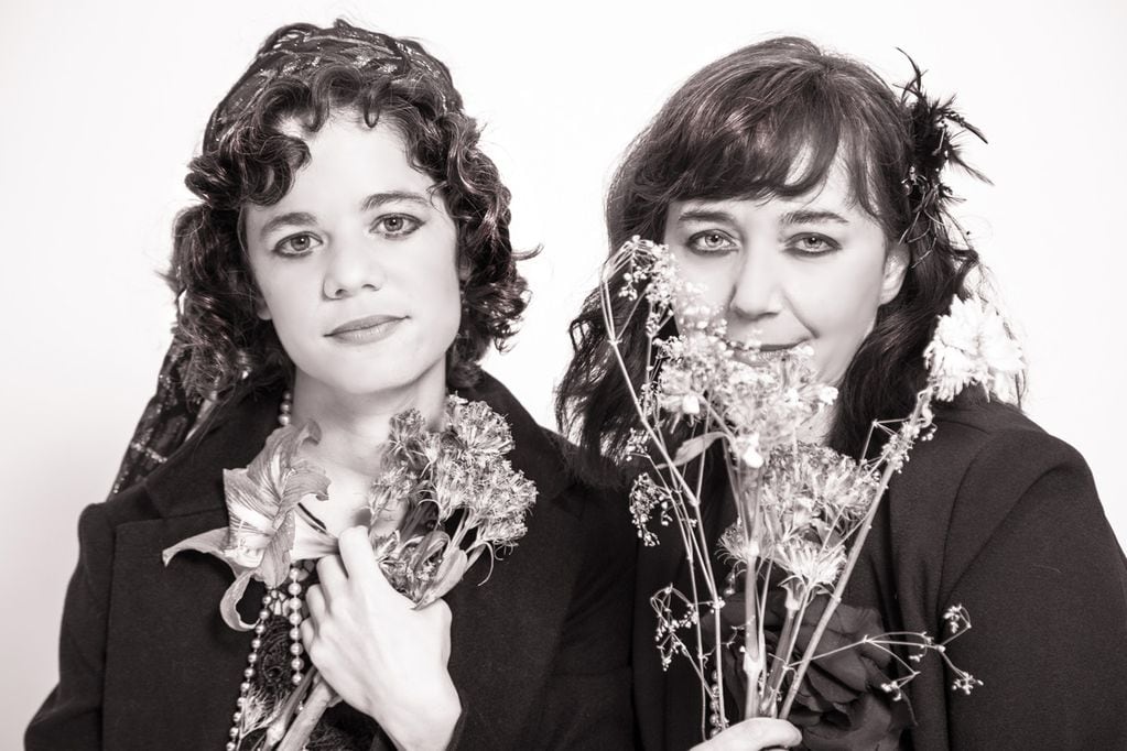 Paula Gandino y Victoria Di Raimondo lanzaron "Pretérito Imperfecto", un disco trabajado durante 2019 y 2020 que recorre los mejores sonidos del tango.