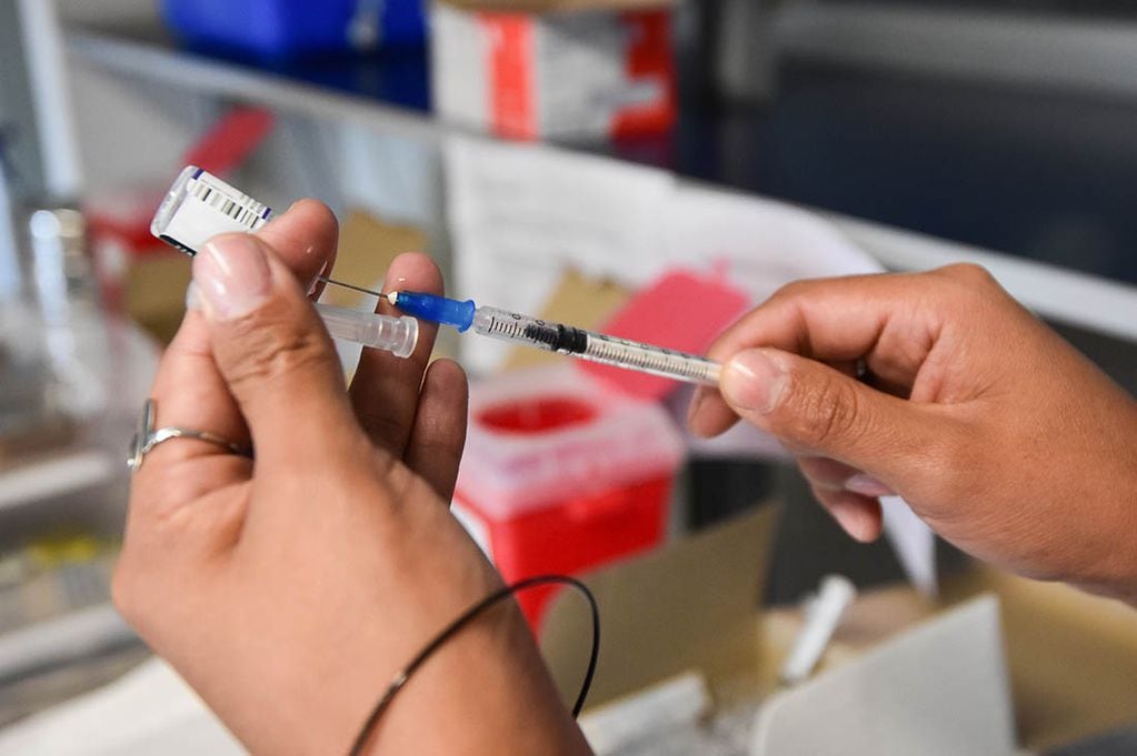Millones de vacunas contra el covid vencen entre abril y octubre.