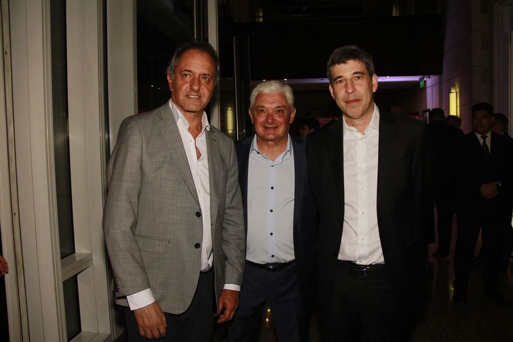 Daniel Scioli (embajador de La Argentina en Brasil), Alfredo Panella y Alejandro Simón. 