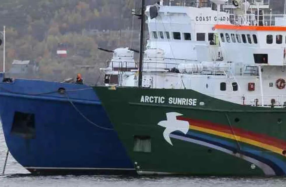 El barco de Greenpeace - Archivo AP