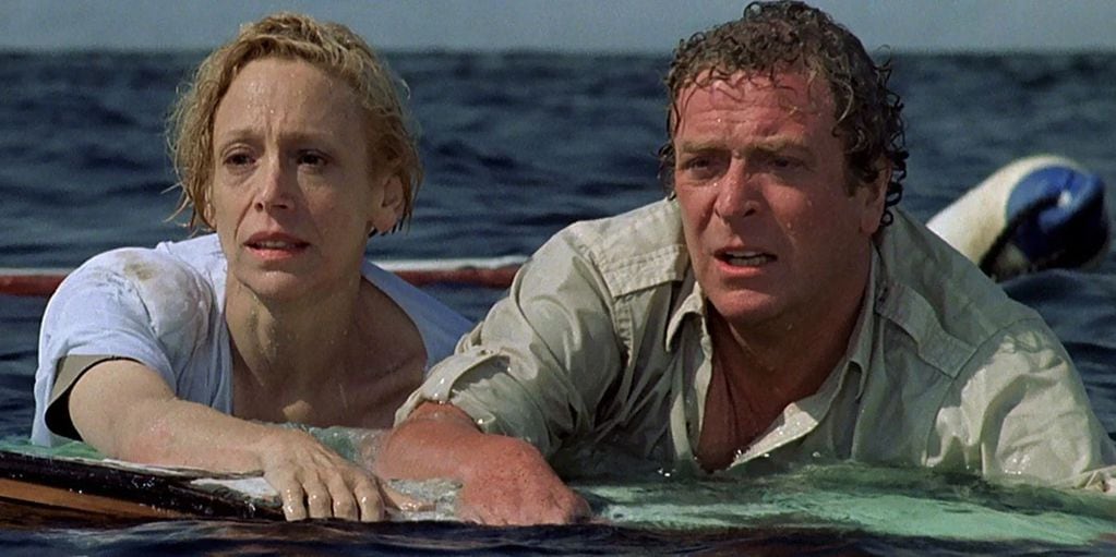 Michael Caine se perdió la entrega de su primer Óscar por grabar en Bahamas "Tiburón 4" (1987) - 