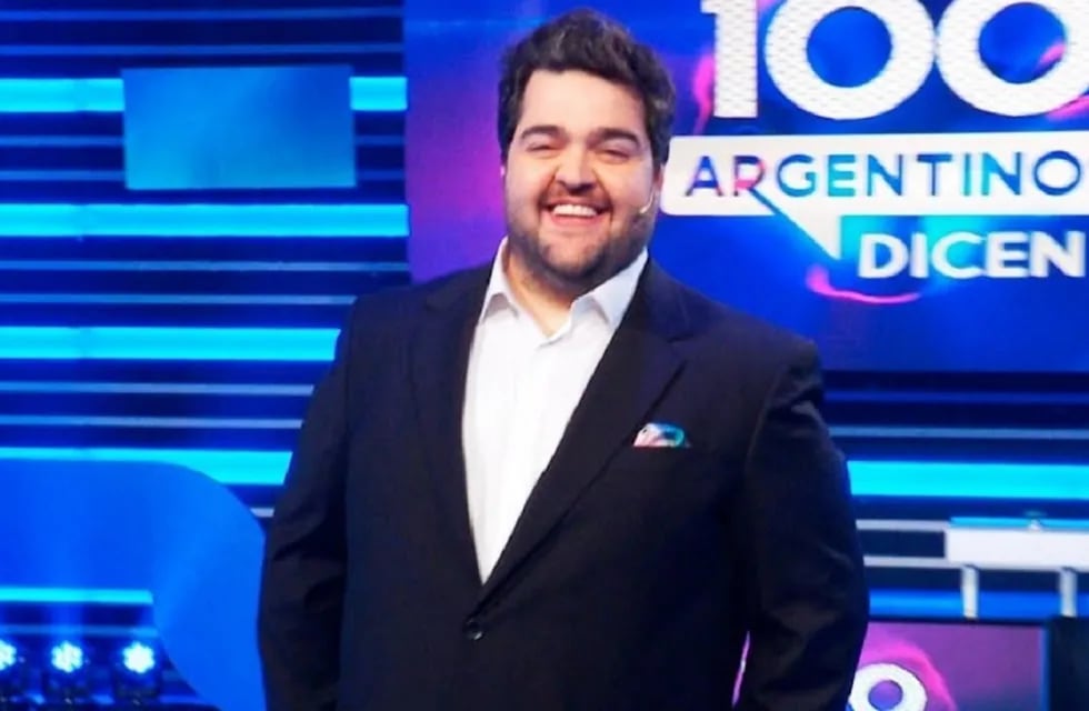El sanjuanino Darío Barassi es sensación conduciendo su programa "100 Argentinos Dicen". Foto: Gentileza Clarín.