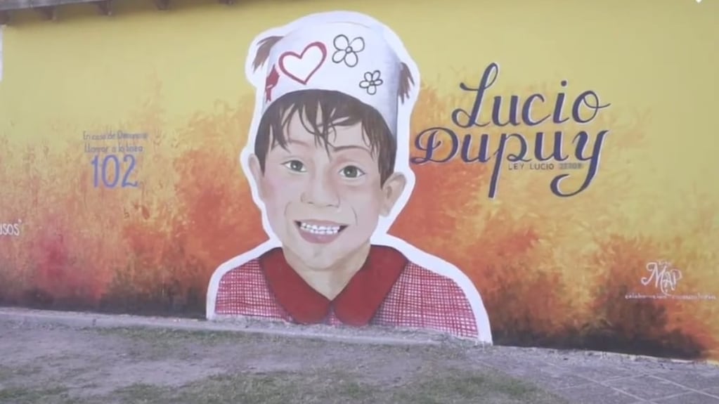 Una artista sanjuanina pintó un mural en homenaje a Lucio Dupuy