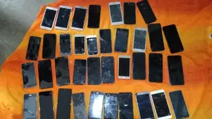 Hallaron un “nido” de celulares en una cárcel en Santa Fe
