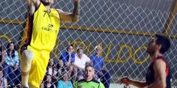  Leonardo Murialdo venció 91-77 en su casa a Atenas Sport Club y quedó 1-0 en su llave de semifinales. Hoy, la revancha.