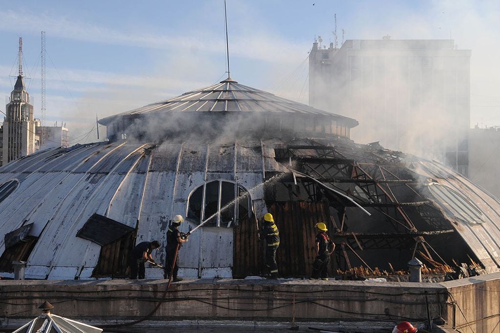 El incendio de la cúpula del ECA.