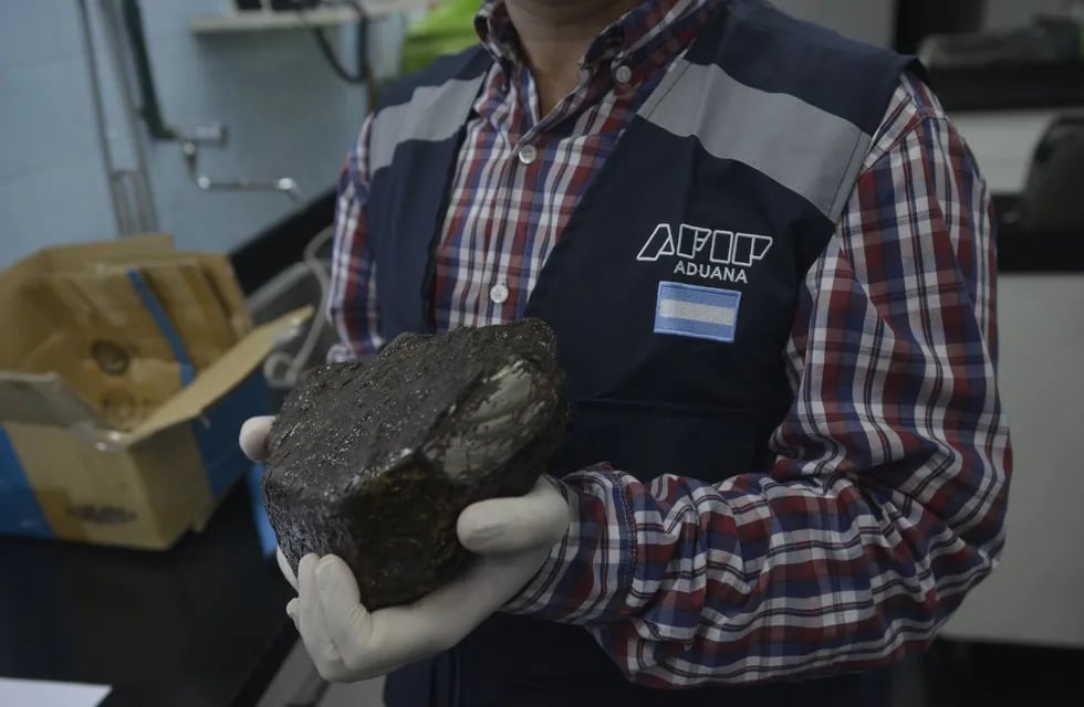 Aduana secuestró un meteorito que estaba en un auto que venía de Chile. Foto: AFIP Aduana