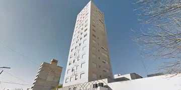 Niño muere tras caer de un edificio
