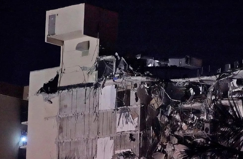 En Miami, Estados Unidos: el edificio luego del colapso. / Los Andes