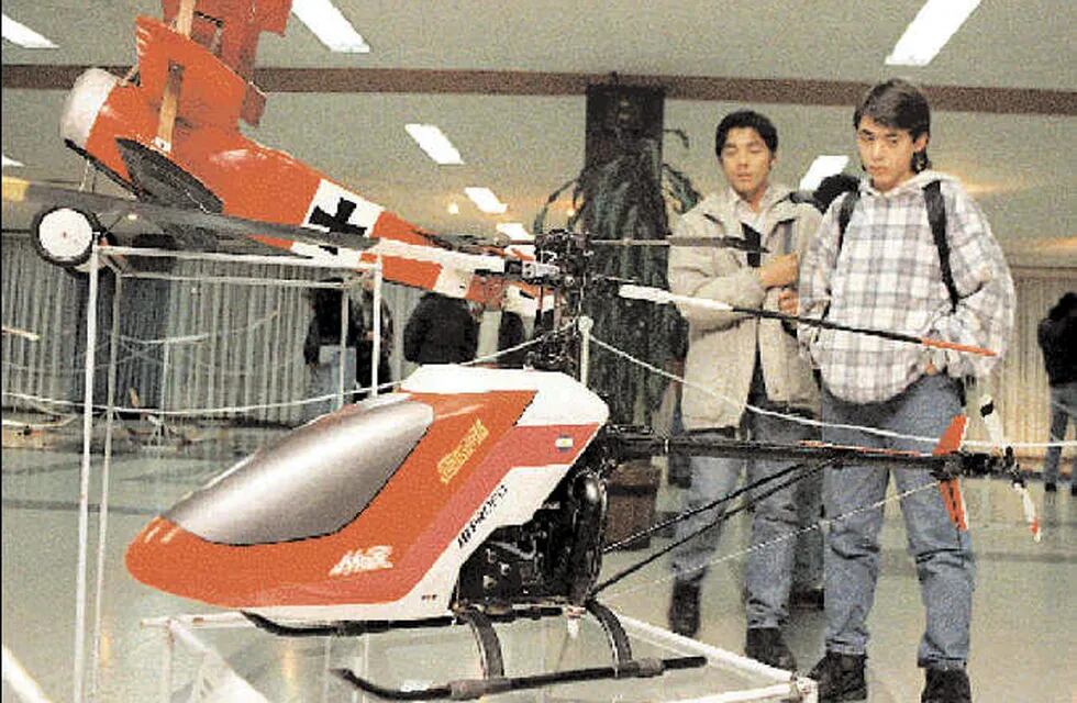 Un día como hoy de 1996: atractiva muestra de aeromodelismo