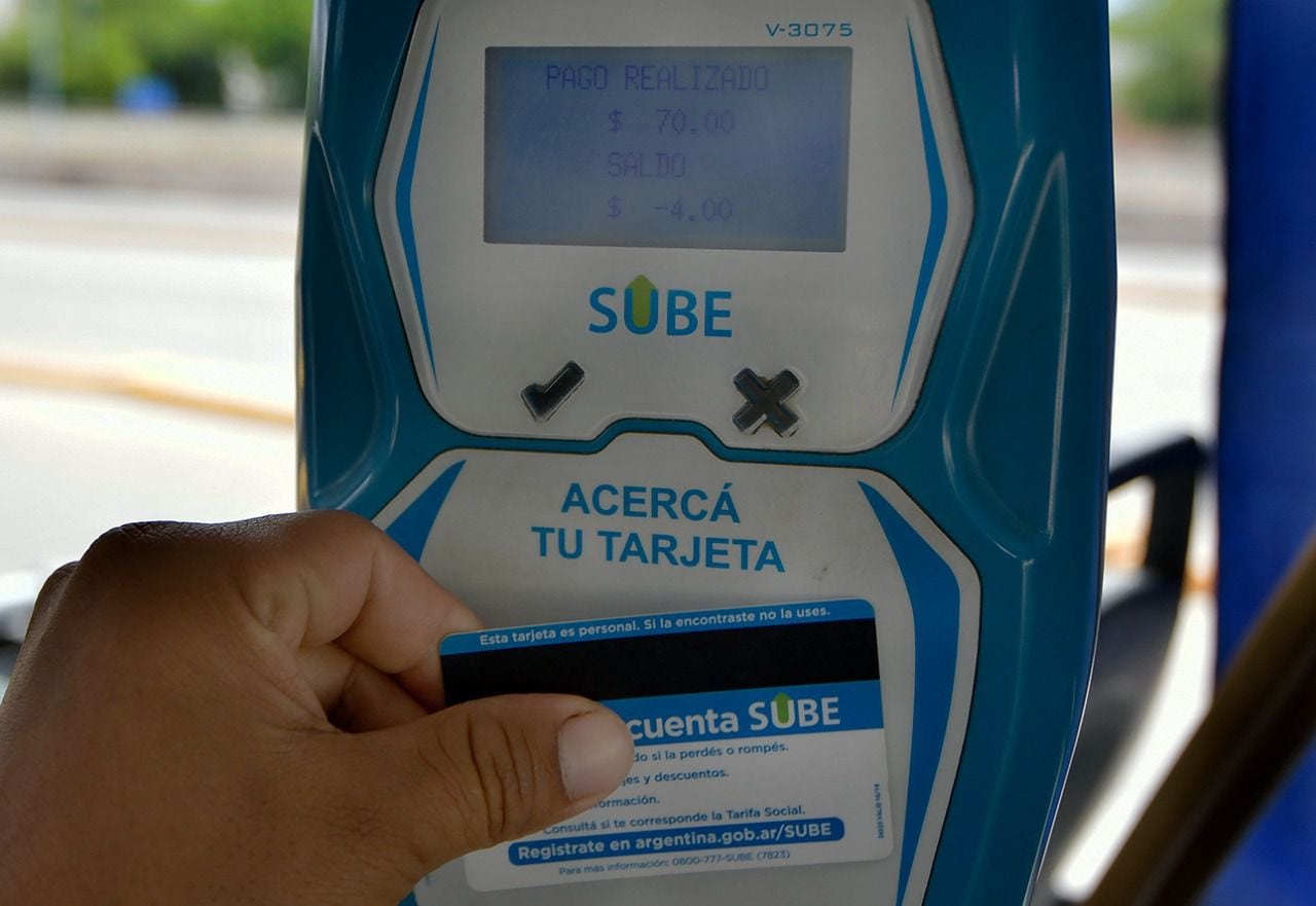 Boleto a 550 pesos: ¿cuánto tendrá que gastar una familia tipo en colectivo al mes en Mendoza? Foto: Orlando Pelichotti / Los Andes 